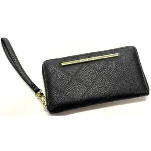 NWOT Steve Madden Black Logo Wristlet Wallet